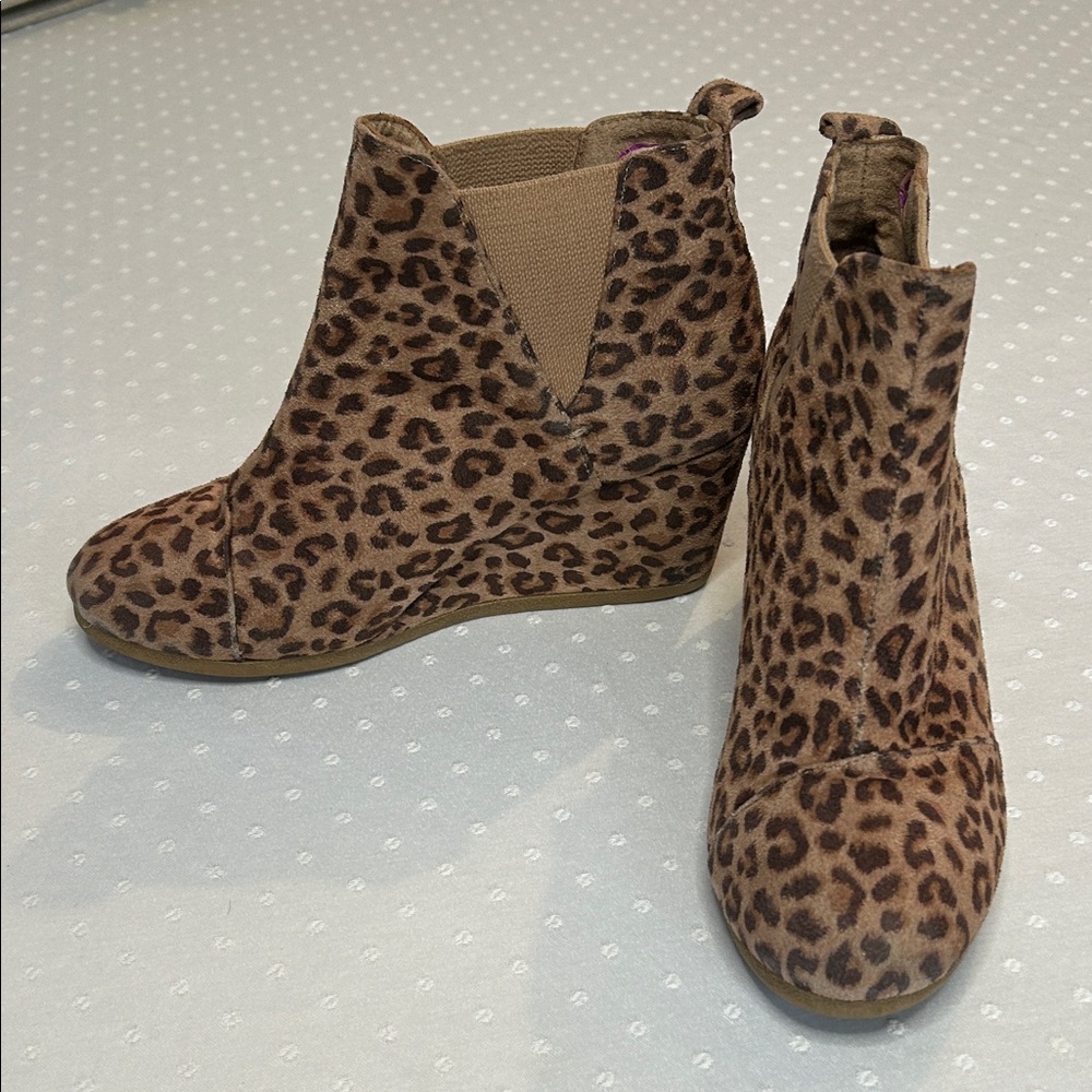 Leopard Print Wedge Ankle Boots - Brown